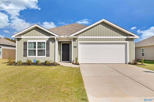 10001 Anders Way Se, Owens Cross Roads, AL, 35763-3703 | Card Image