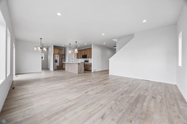 Photos of Previous Model | Image 19