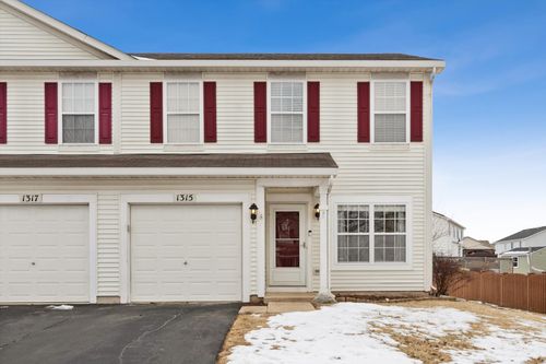 1315 Burns Ln, Minooka, IL, 60447-4561 | Card Image