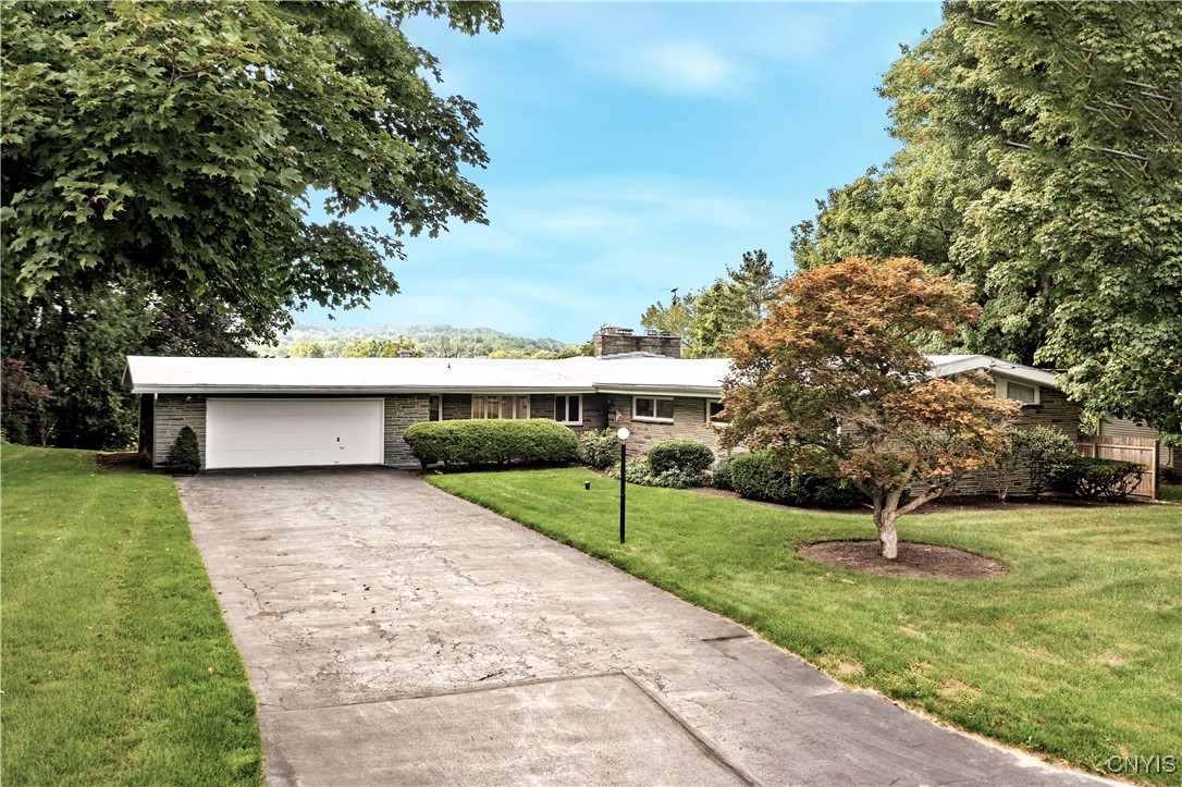 Winterton Dr, Fayetteville, NY 13066
