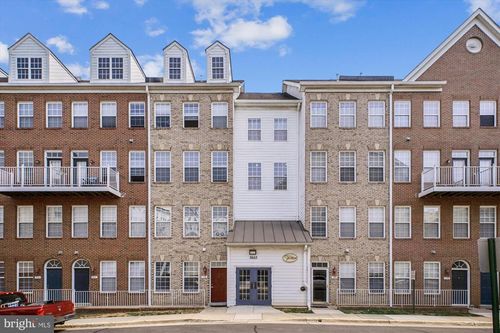 ste-310-2663 Manhattan Pl, VIENNA, VA, 22180-7378 | Card Image