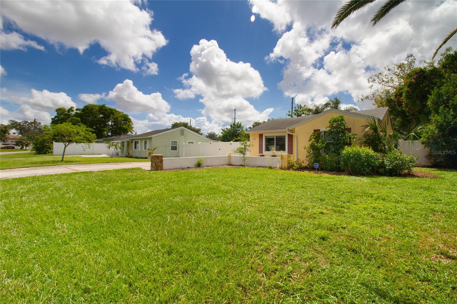 13th Ave, Saint Petersburg, FL 33710