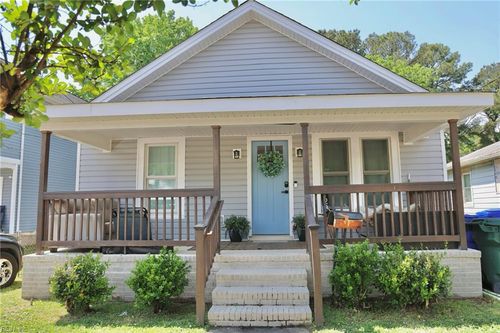123 Walnut St, Suffolk, VA, 23434-4048 | Card Image