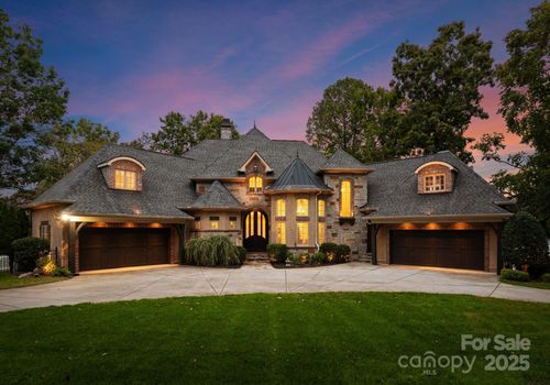 115 Emerald Point Ln, Mooresville, NC, 28117-5823 | Card Image