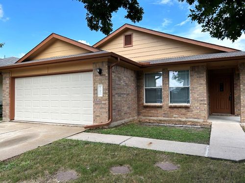 13033 Jelly Palm Trl, Elgin, TX, 78621-6032 | Card Image