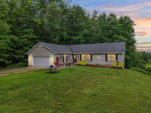 17924 River Bluffs Dr, Hersey, MI, 49639-9531 | Card Image