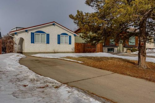 5910 53 Ave, Red Deer, AB, T4N5J6 | Card Image