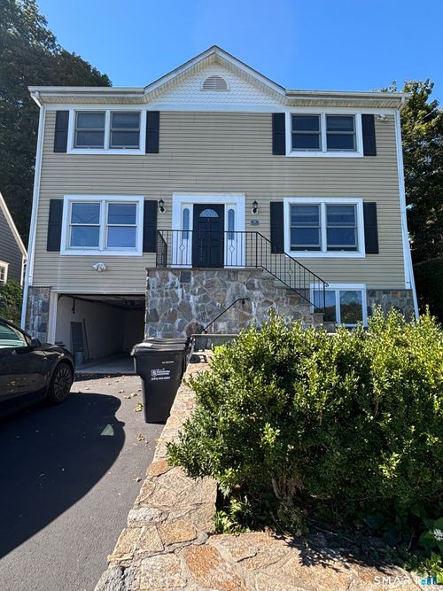 36 Nicholas Ave, Greenwich, CT, 06831-4924 | Card Image