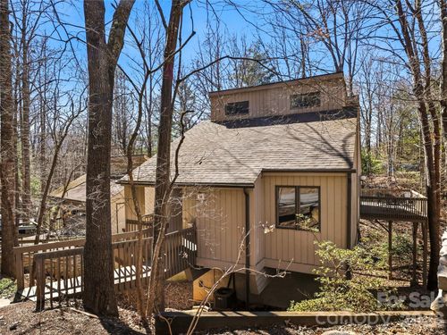 14 Cedarwood Dr, Asheville, NC, 28803-9666 | Card Image