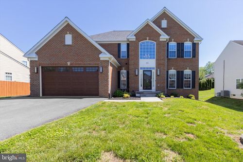 65 Maddex Farm Dr, SHEPHERDSTOWN, WV, 25443-4337 | Card Image