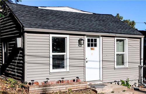 5814 Ne Gunn Ave, Kansas City, MO, 64119-3832 | Card Image