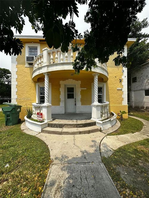 1925 Nw 56th St, Miami, FL, 33142-3051 | Card Image