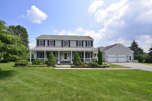 179 Hill Rd, Thompson, CT, 06277-2904 | Card Image