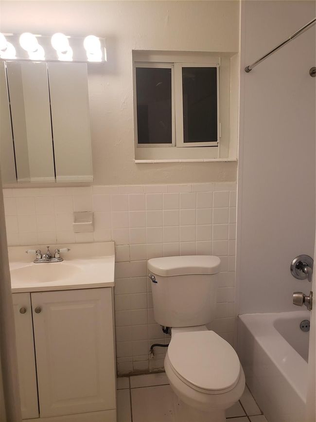 APT-3 - 731 Nw 1 St Ave, Home with 1 bedrooms, 1 bathrooms and null parking in Fort Lauderdale FL | Image 7