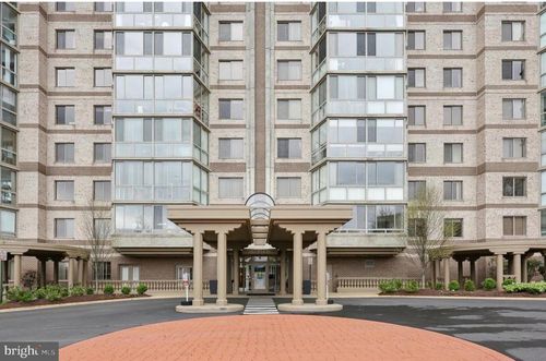 unit-409-19375 Cypress Ridge Ter, LEESBURG, VA, 20176-5185 | Card Image