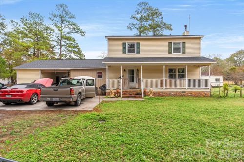 51 Lakeside Dr, Fair Bluff, NC, 28439-9779 | Card Image