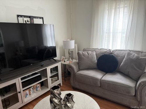 101-16 118th Street, New York, NY, 11419 | Card Image