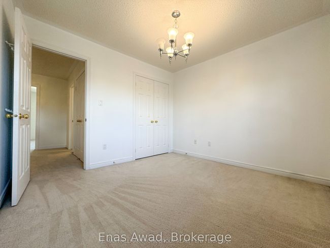 11 Kirkvalley Cres, House other with 3 bedrooms, 3 bathrooms and 1 parking in Aurora ON | Image 18