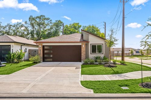 12902 Wempe Way, Houston, TX, 77047-2229 | Card Image