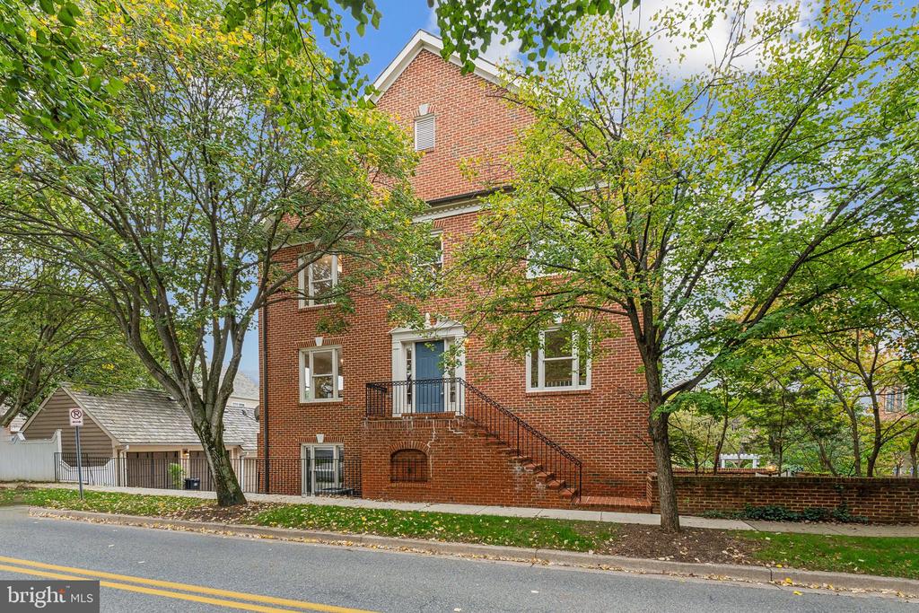 Ridgepoint Pl, Gaithersburg, MD 20878