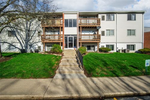 l-117-5645 Coach Drive, Kettering, OH, 45440 | Card Image