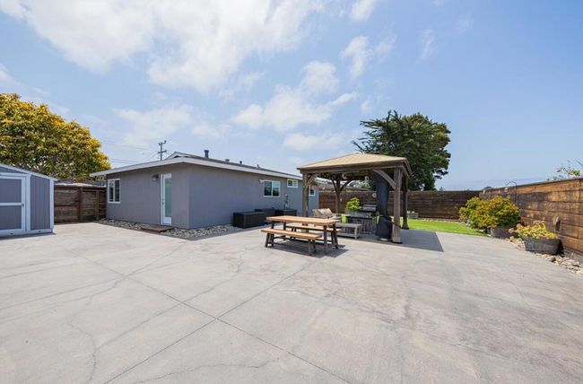 3035 King Cir, House other with 3 bedrooms, 1 bathrooms and 2 parking in Marina CA | Image 28