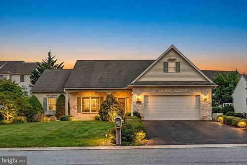 850 Water Edge Ct, LEBANON, PA, 17046-2157 | Card Image