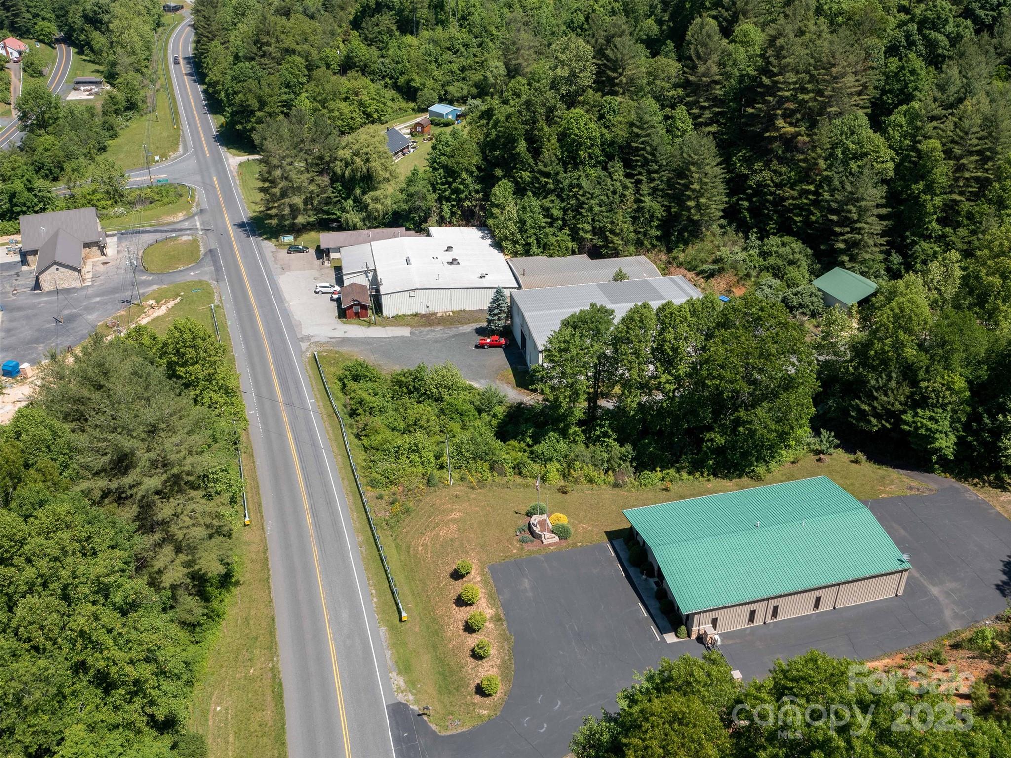 6573 S 226 Hwy, Spruce Pine, NC 28777