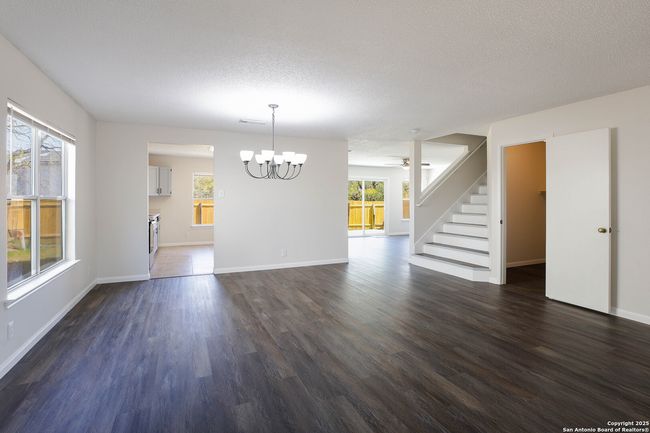 8611 Sierra Spgs, House other with 4 bedrooms, 3 bathrooms and null parking in Converse TX | Image 5