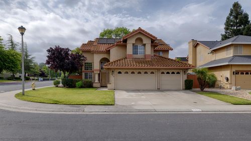 2818 Club Dr, Rocklin, CA, 95765-4947 | Card Image