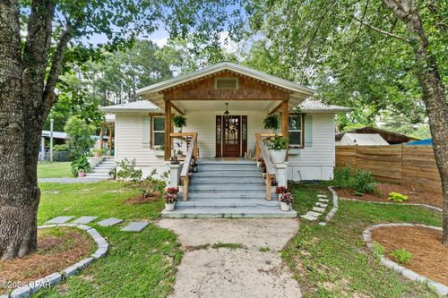 715 E Nebraska Ave, Bonifay, FL, 32425-2239 | Card Image