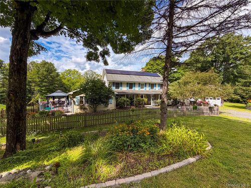 918-912-918 Hollow Rd, Clinton Corners, NY, 12514 | Card Image