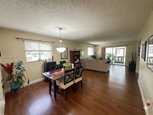 101c-1600 Sw 127th Way, Pembroke Pines, FL, 33027-2156 | Card Image