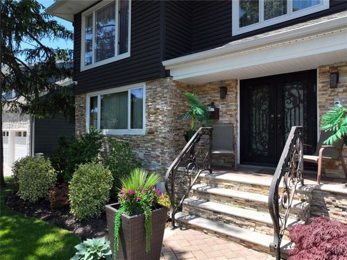 1010 S End, Woodmere, NY, 11598-1027 | Card Image