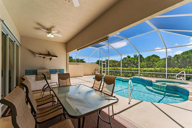 8485 Se Palm Hammock Ln, House other with 3 bedrooms, 3 bathrooms and null parking in Hobe Sound FL | Image 35