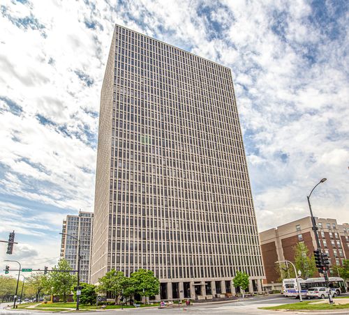 22g-6700 S South Shore Dr, Chicago, IL, 60649-1326 | Card Image