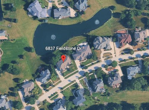 6837 Fieldstone Dr, Burr Ridge, IL, 60527-5294 | Card Image