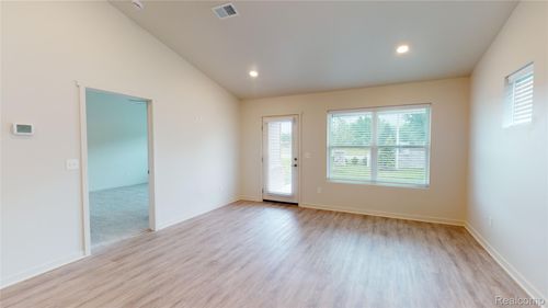 5-20930 Lyon, Macomb Township, MI, 48042 | Card Image