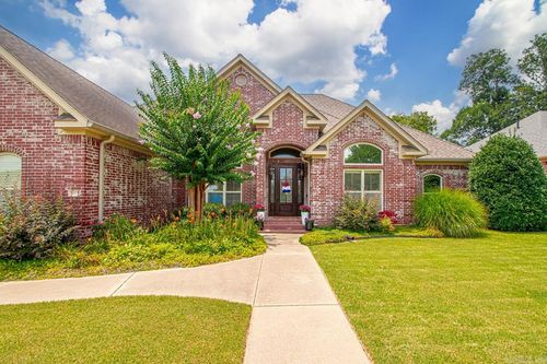 3807 Commonwealth Dr, Bryant, AR, 72022-7055 | Card Image