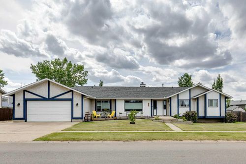 604 Madison Dr, Irricana, AB, T0M0C8 | Card Image