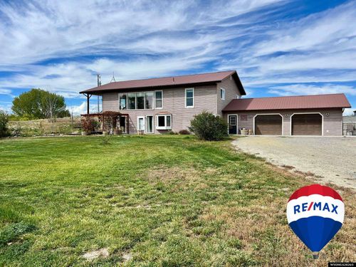 315 Hillwood Dr, Riverton, WY, 82501-9336 | Card Image