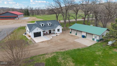 113 N 3rd Street, Fort Ransom, ND, 58033 | Card Image