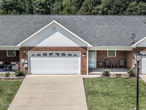 216-216 Planters Row, Greeneville, TN, 37745-3114 | Card Image