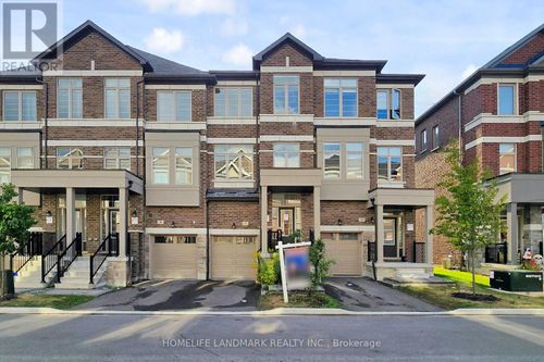 32 Sissons Way, Markham, ON, L6B1R2 | Card Image
