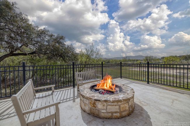 274 Mountain Laurel Ln, House other with 5 bedrooms, 6 bathrooms and null parking in Concan TX | Image 41