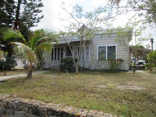 603 Avenue E, Fort Pierce, FL, 34950-3084 | Card Image