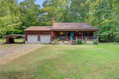 3421 Georgia Road, House other with 3 bedrooms, 2 bathrooms and null parking in Yadkinville NC | Image 2