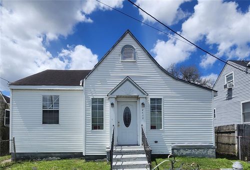 2608 Painters St, New Orleans, LA, 70117-7545 | Card Image