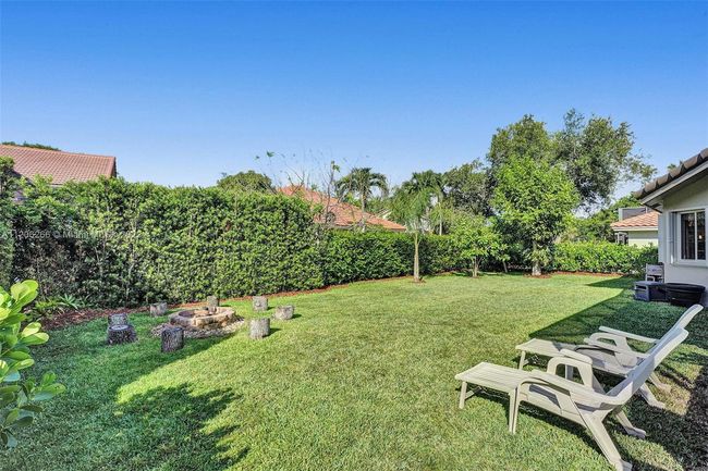 730 Bayside Ln, House other with 4 bedrooms, 3 bathrooms and null parking in Weston FL | Image 57