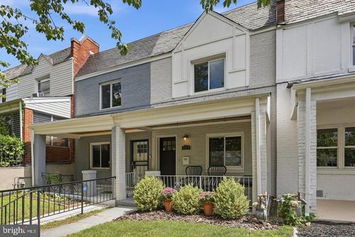 309 35th St Ne, WASHINGTON, DC, 20019-1415 | Card Image